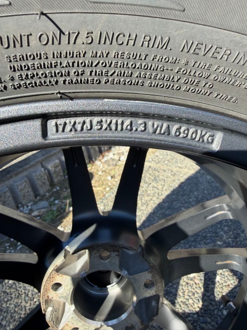 １７インチスタッドレスiceGUARD