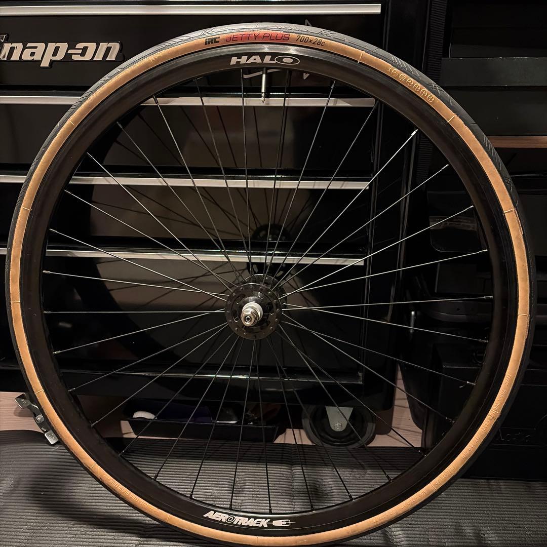 軽量！HALO AEROTRACK 700x28C IRC JETTY PLUS