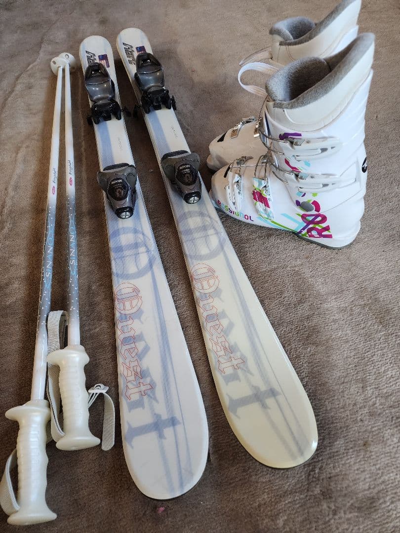 Hartレディースカービンクスキーセット☆ブーツ23.5☆ストック付き