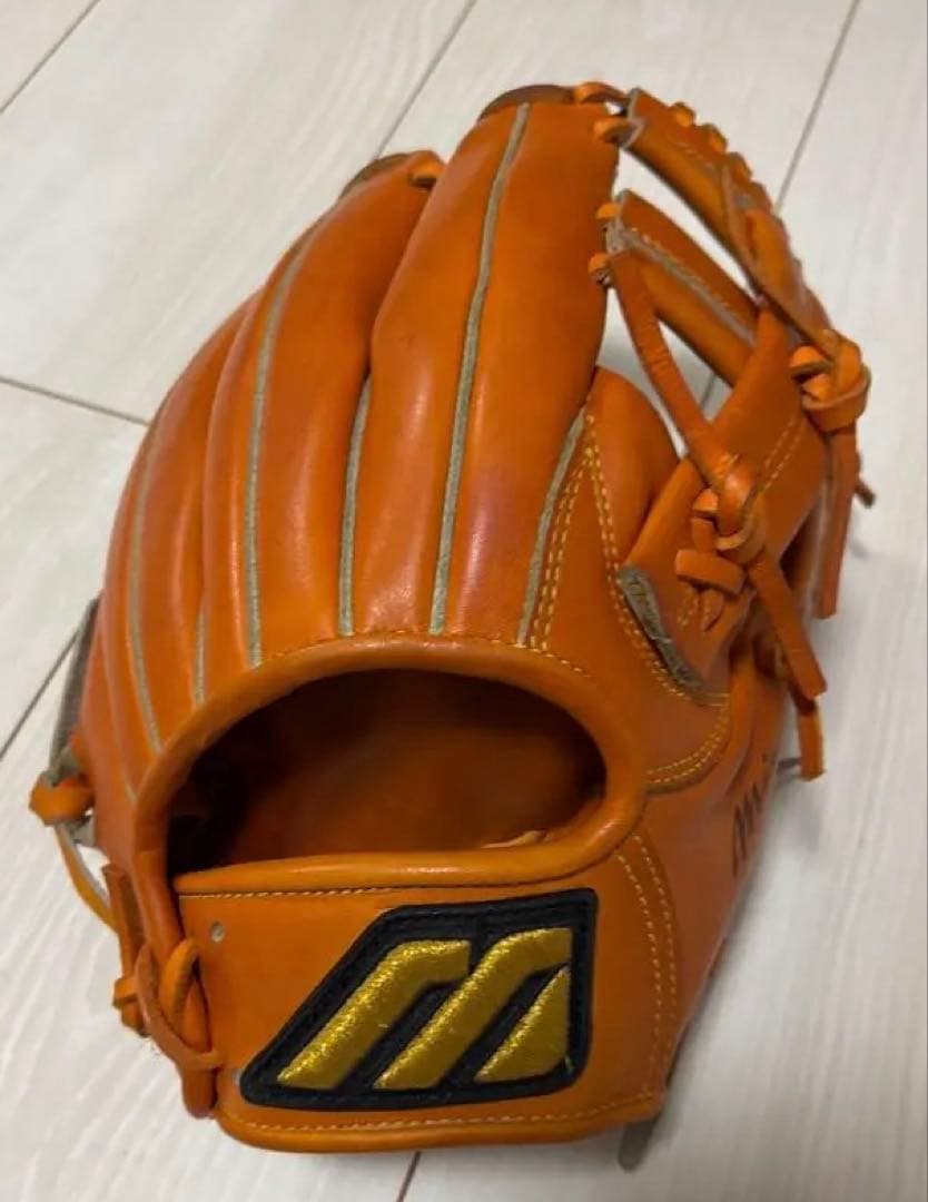 ミズノプロ硬式オーダーニ岡モデル