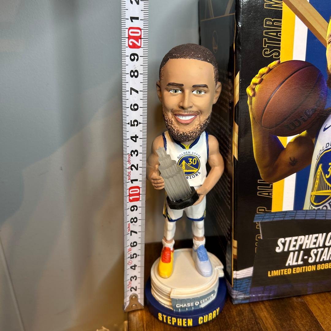 ステフィンカリーオールスターMVP LIMITED EDITION ボブルヘッド