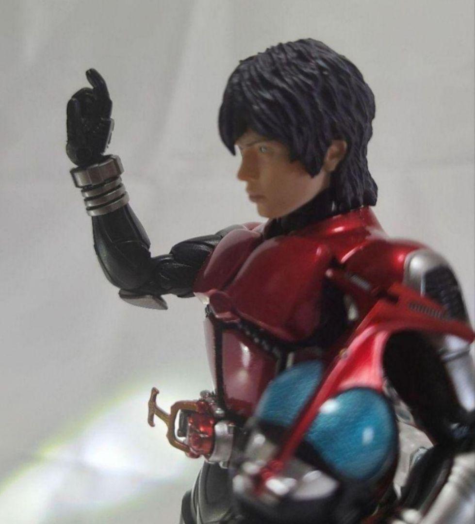 フィギュアーツ真骨彫製法 仮面ライダーカブトなどに1/12天道総司カスタムヘッド