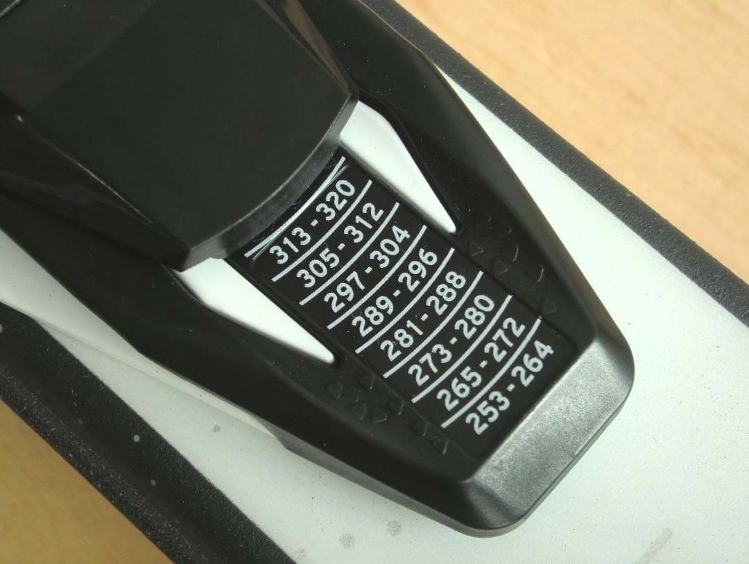 ■■送料無料■ATOMIC■女性用スキーセット■板155靴25.5■メンテ付■■