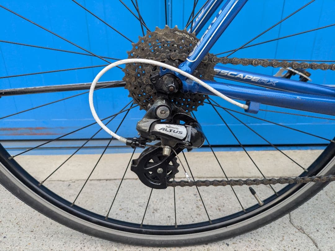 美品 GIANT ESCAPE R3 GIANT 平日東郷引き取り専用