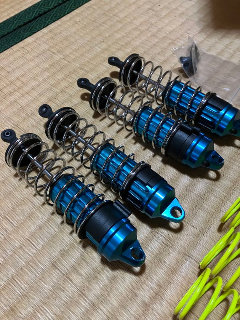 Team Losi LST ショックセット　サベージなどモントラに