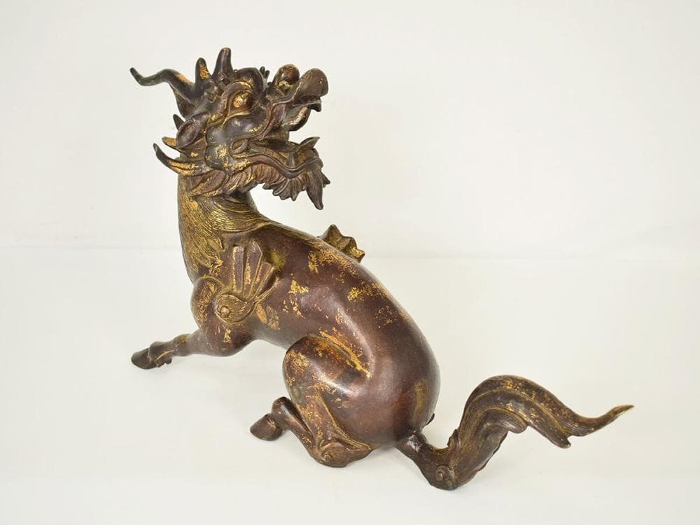 【銅】　★ 文房 銅鍍金坐姿獬豸造像 ★　清朝期　伝説神獣 細密鋳造　雅玩雑項