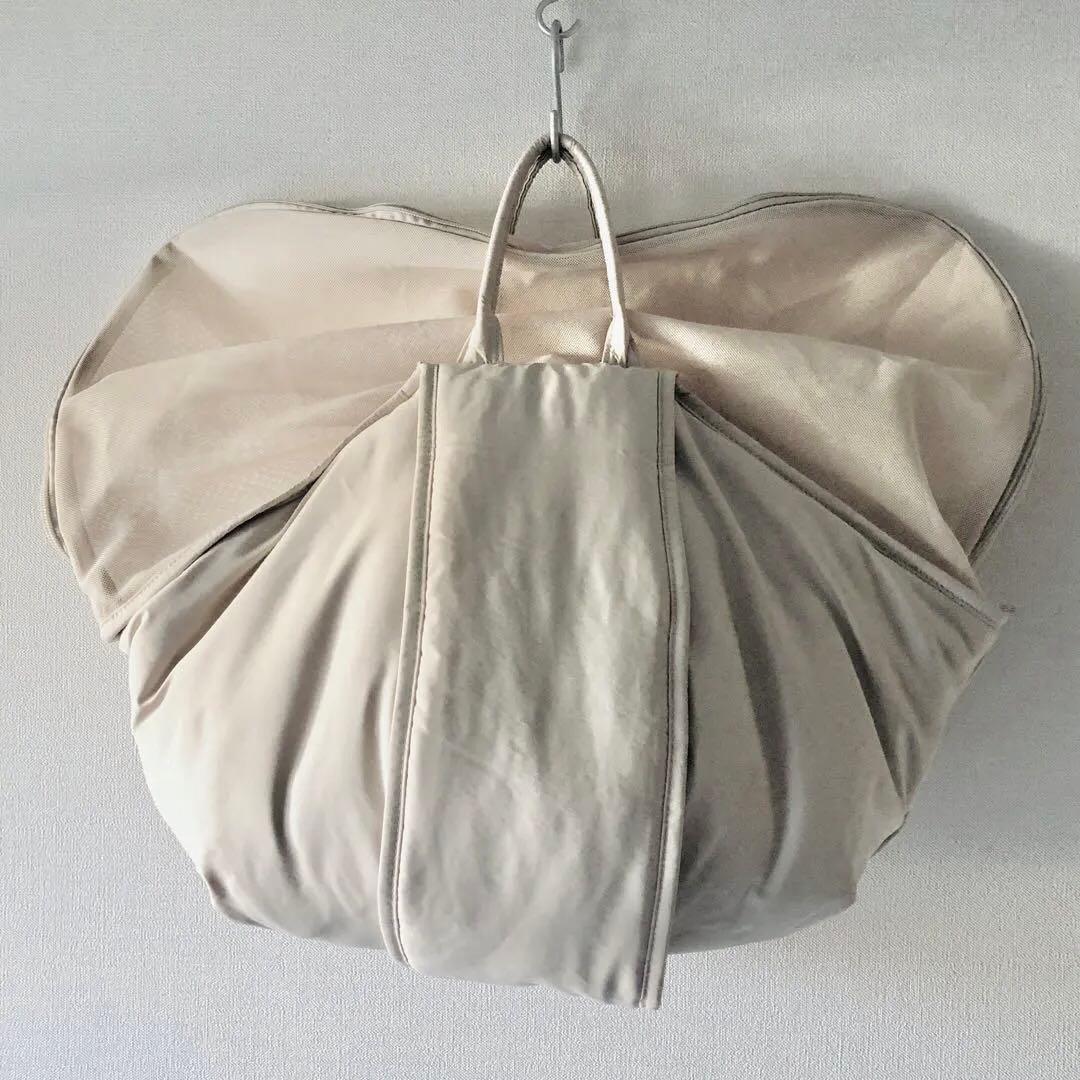 moncheri モンシェリ 2wayメッシュ付きスリングバッグ ベージュ