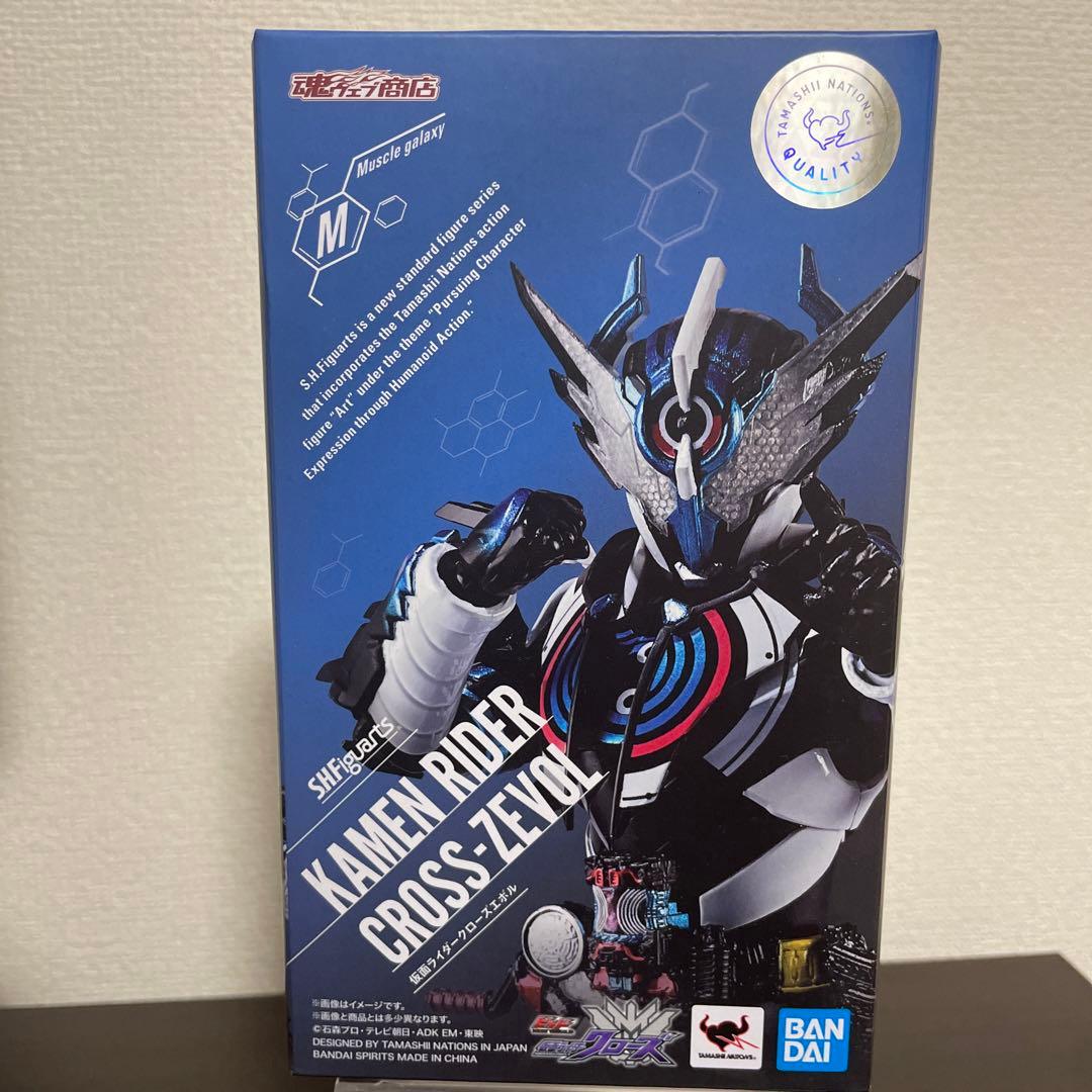 s.h.figuarts 仮面ライダークローズエボル