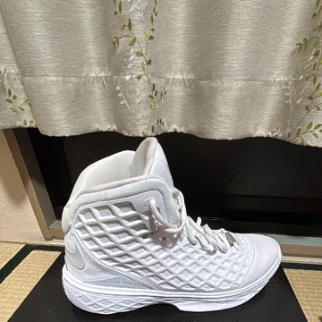 Nike Kobe 3 Protro \"Halo\" バスケットボールシューズ