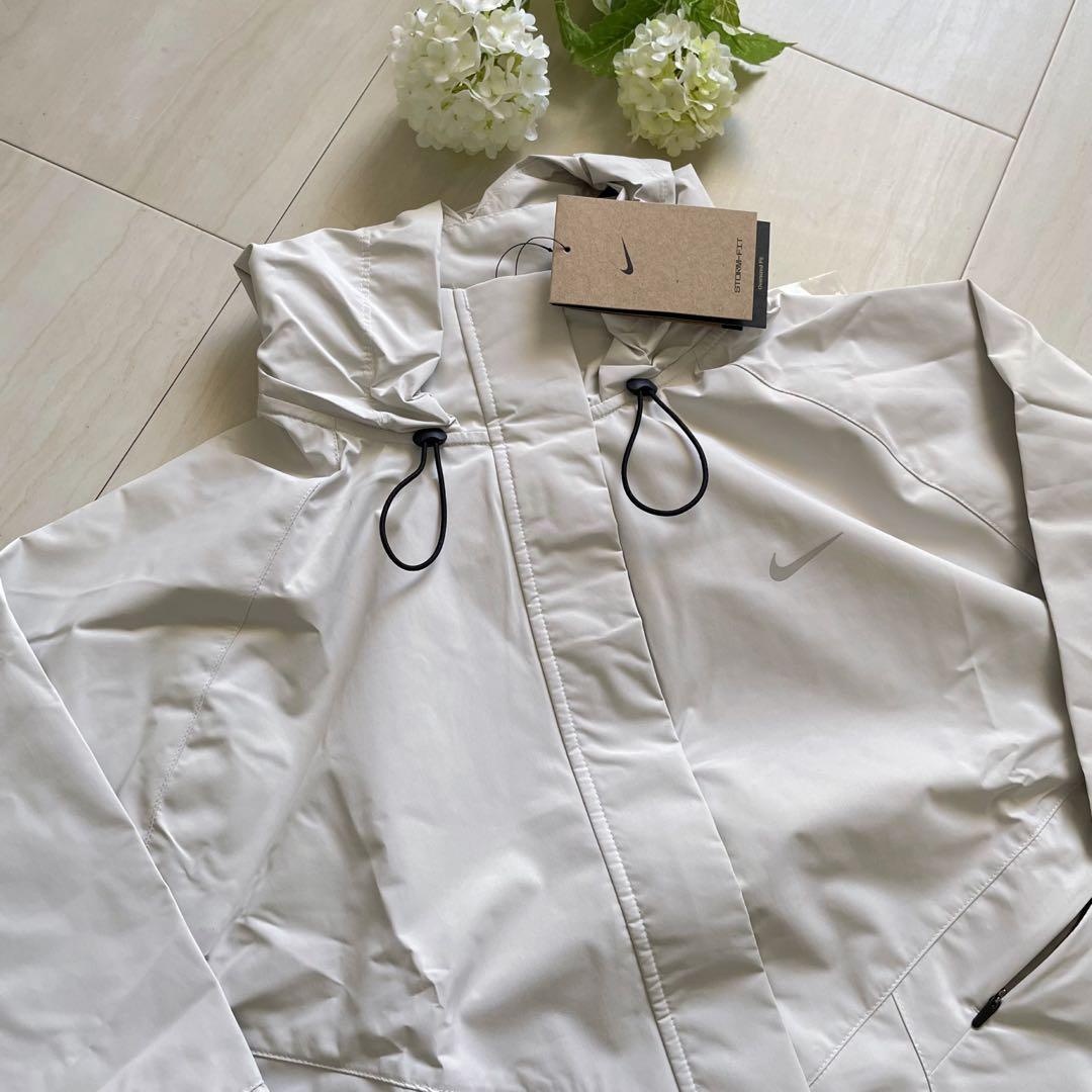 新品 ペールアイボリー L【ナイキNIKE】ランニング ジャケット