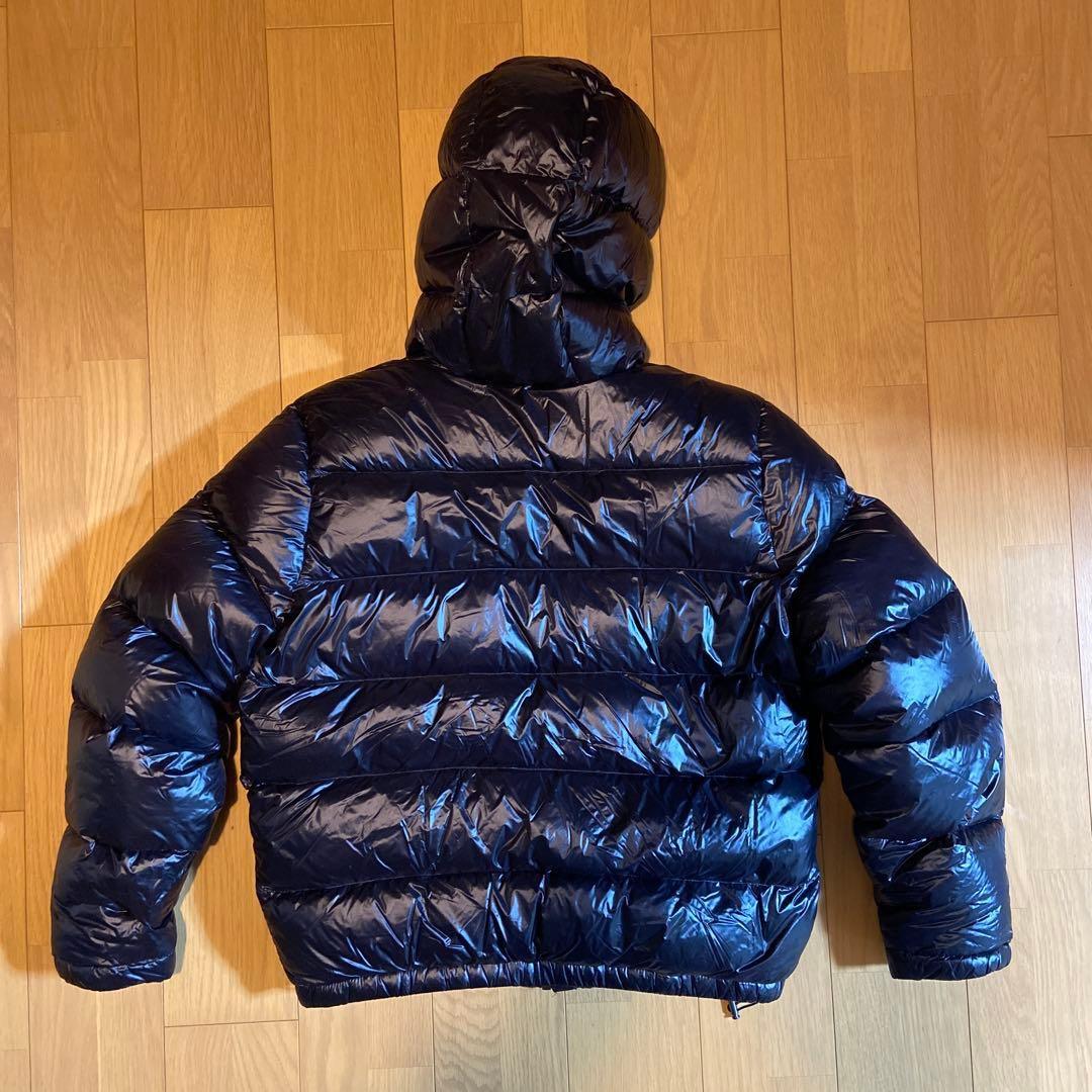 ニコ　黒 フード付きダウンジャケット