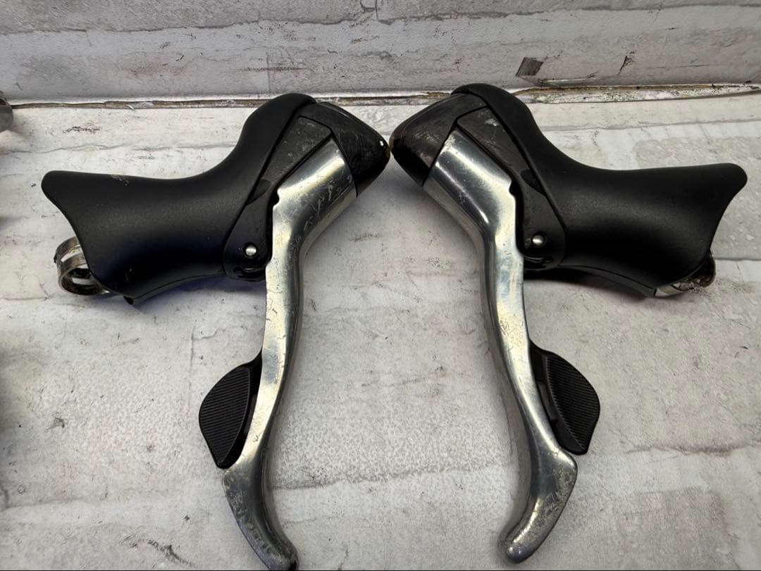 シマノ105 5600 3点セット　新品ブラケットカバー