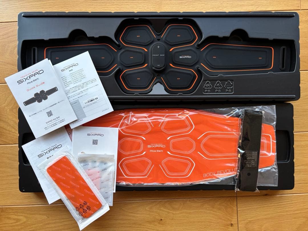 【週末価格❗️即発送】SIXPADフットフィットプラス&アブズベルト&アブズアーム