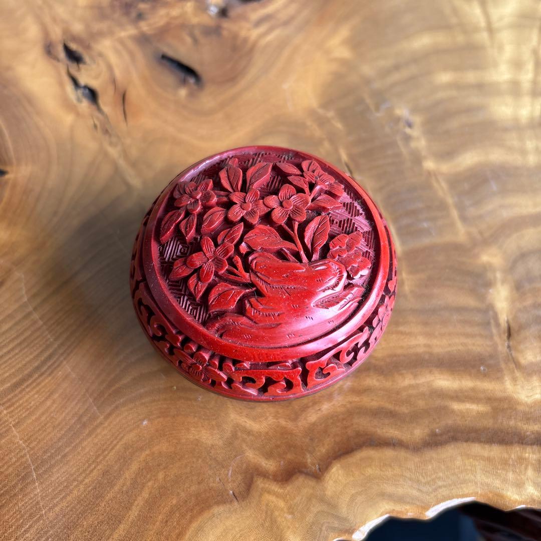 中国 堆朱 香合 茶道具 内七宝 金属枠香合