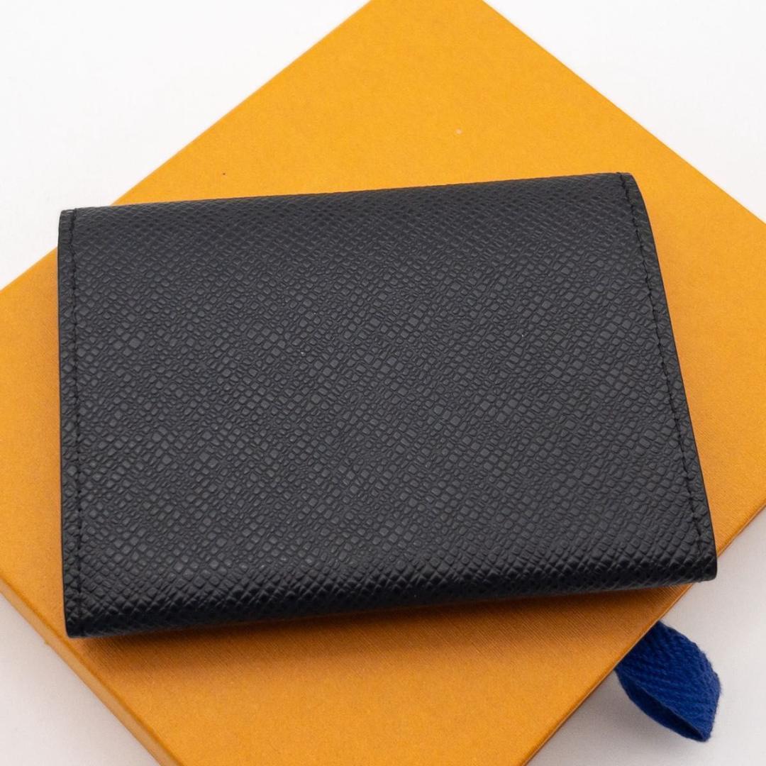 【極美品】ルイヴィトン　アンヴェロップカルトドゥヴィジット　タイガ　名刺入れ