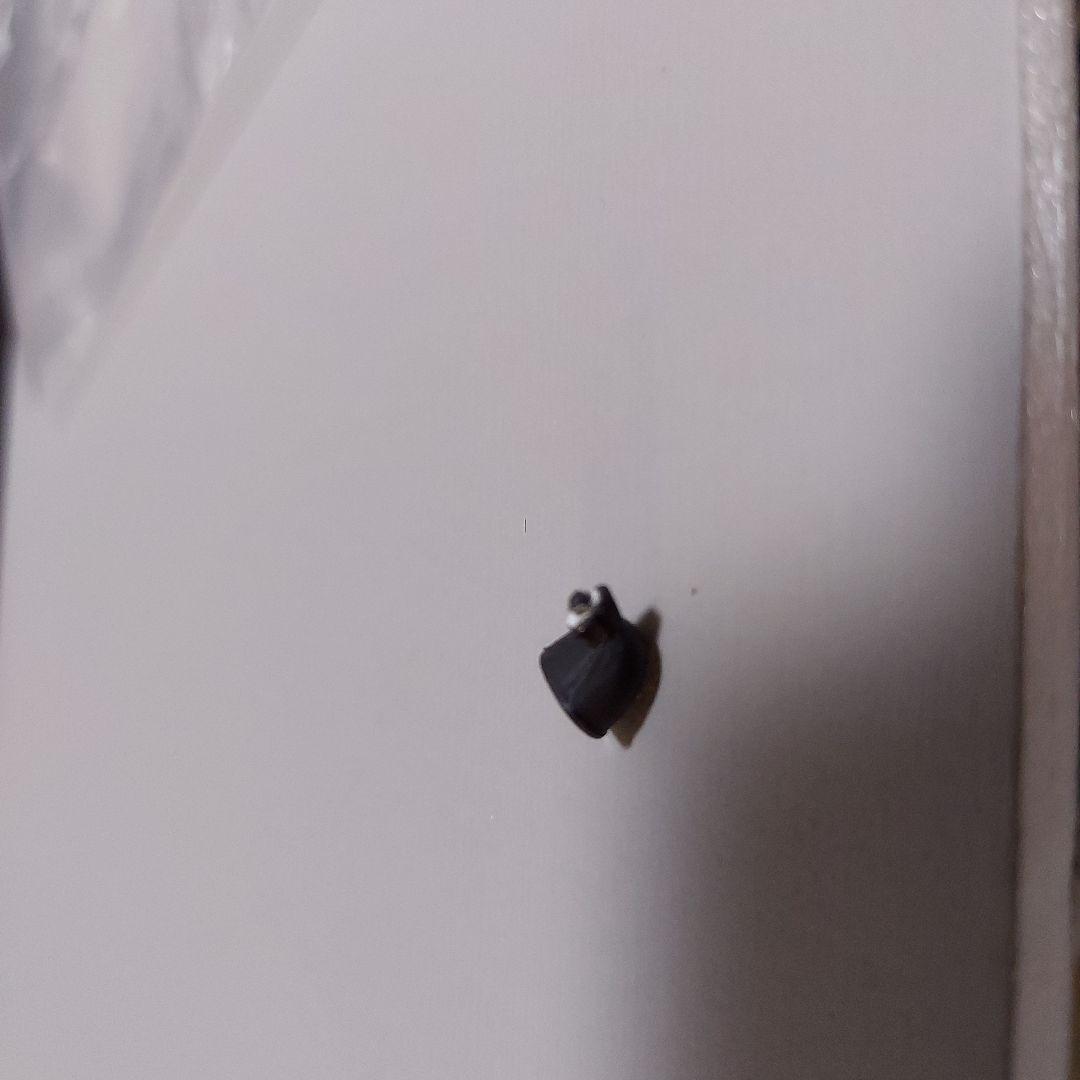 京商スカイラインGT-R KPGC10 1/18 シルバー(ジャンク品)