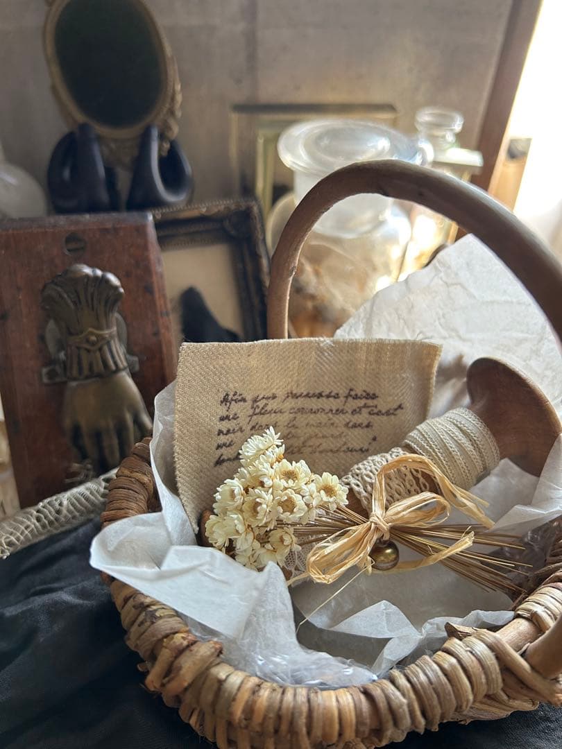 アンティーク ベルギーレース 3種 糸巻き 小さなブーケ パニエセット