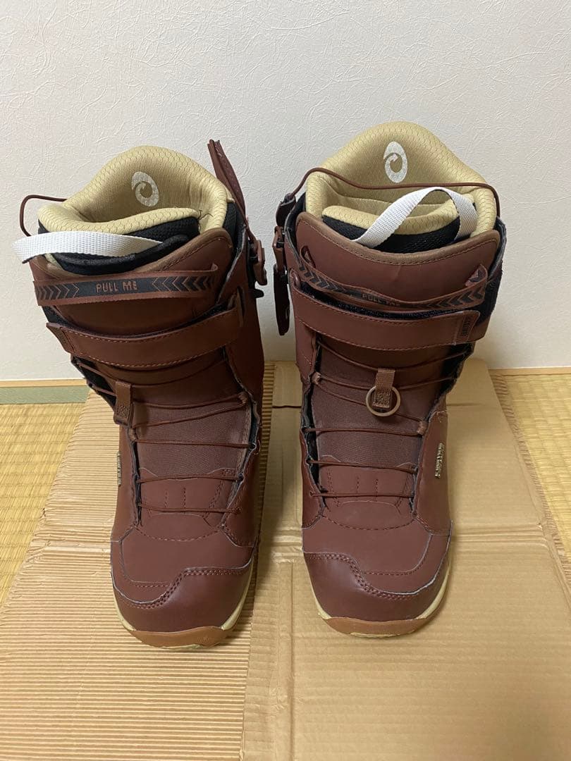 スノーボード　ブーツ　DEELUXE EMPIRE