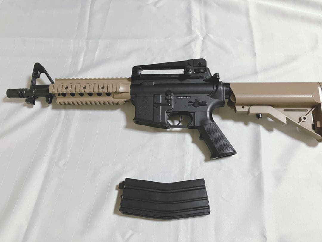 電動ガンM4CQB Tan