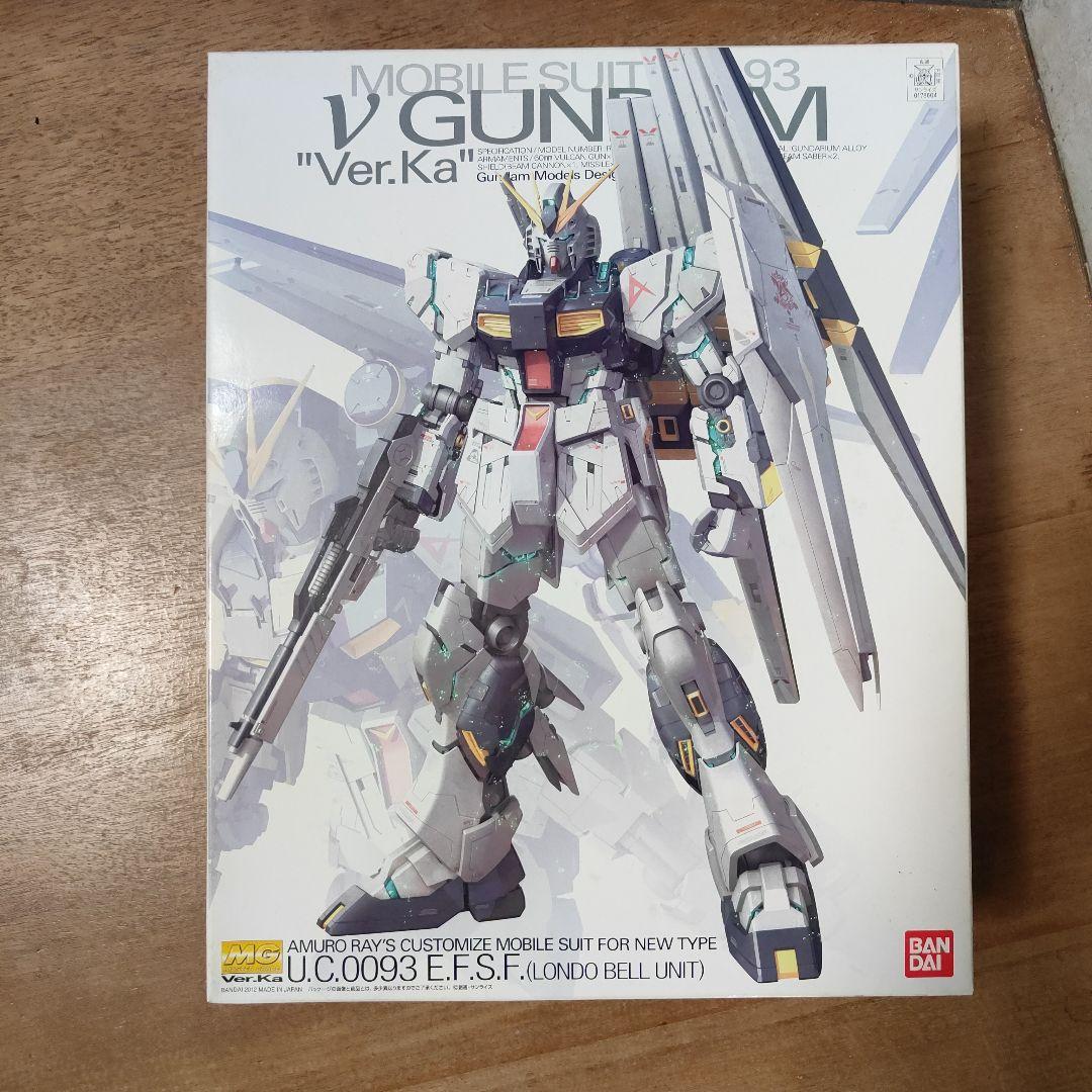 MG 1/100 νガンダム Ver.Ka プラモデル