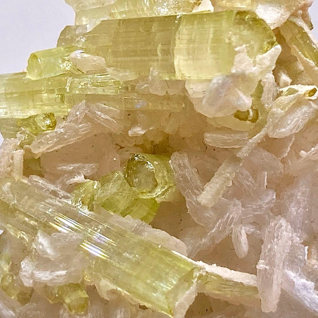 トルマリン　グリーントルマリン　クラスター　原石　鉱物標本　天然石　389