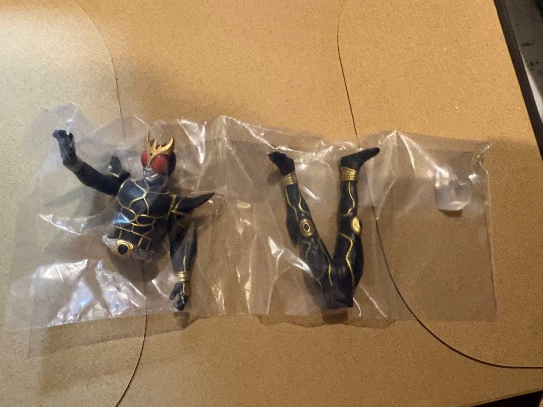 【仮面ライダークウガ】超クウガ展ガチャ　アルティメットフォーム