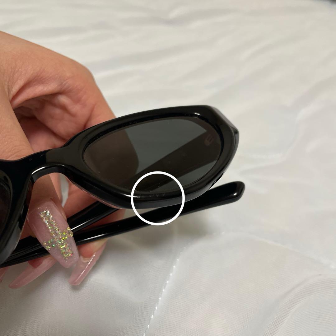 ジェントルモンスター　ジェニ　サングラス　FISH TAIL01