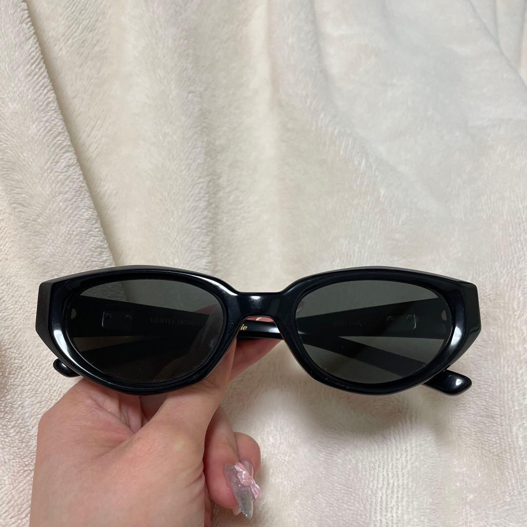 ジェントルモンスター　ジェニ　サングラス　FISH TAIL01