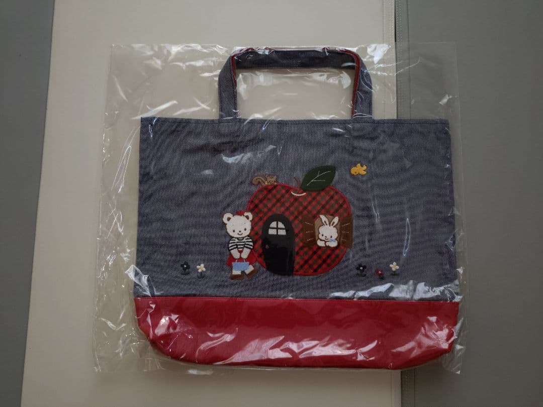 ぶ*こ様 ファミリア バッグ