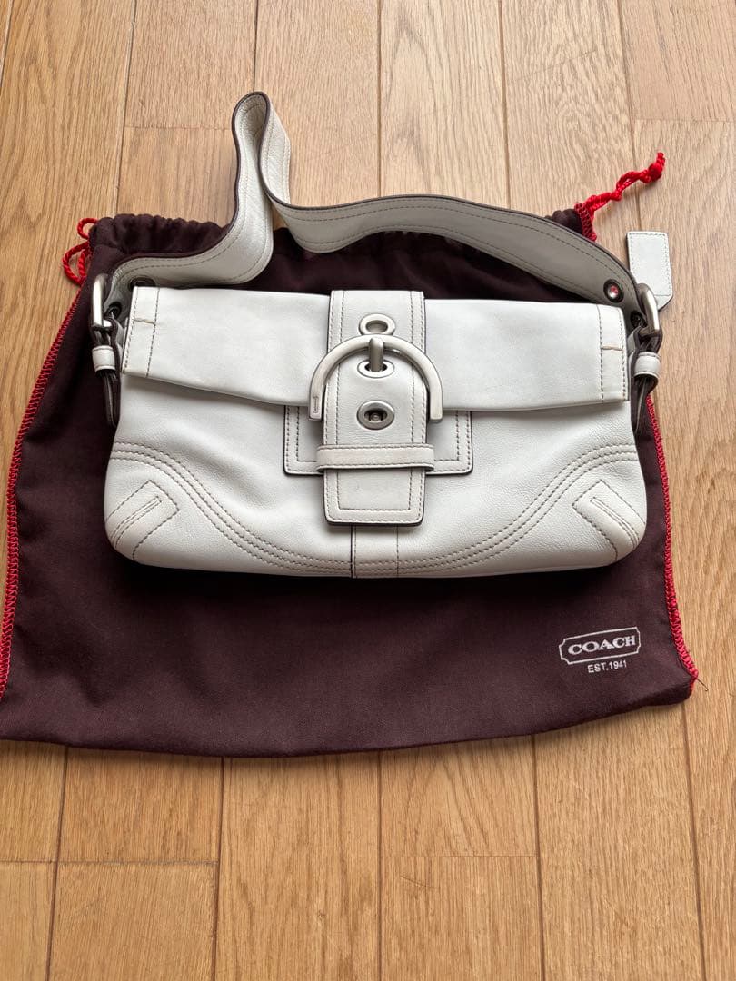COACH コーチ　ホワイトレザー バッグ 保存袋付き