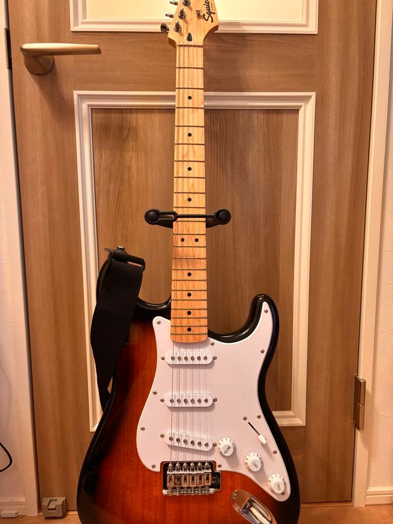 Squier Stratocaster + チューナー等 初心者セット