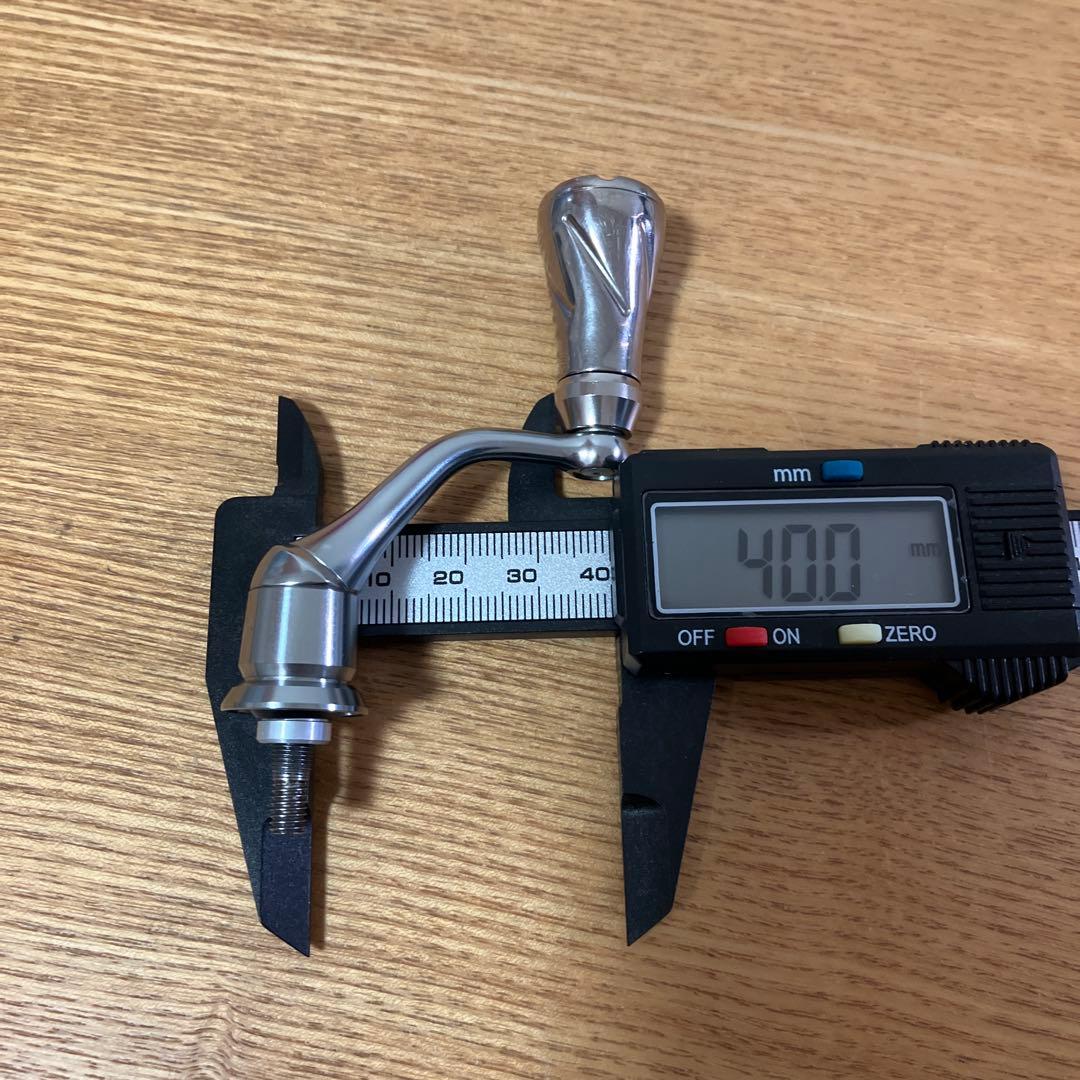 美品　LIVRE シマノ用　ハンドル　ショートバランサー　フックキーパー付き