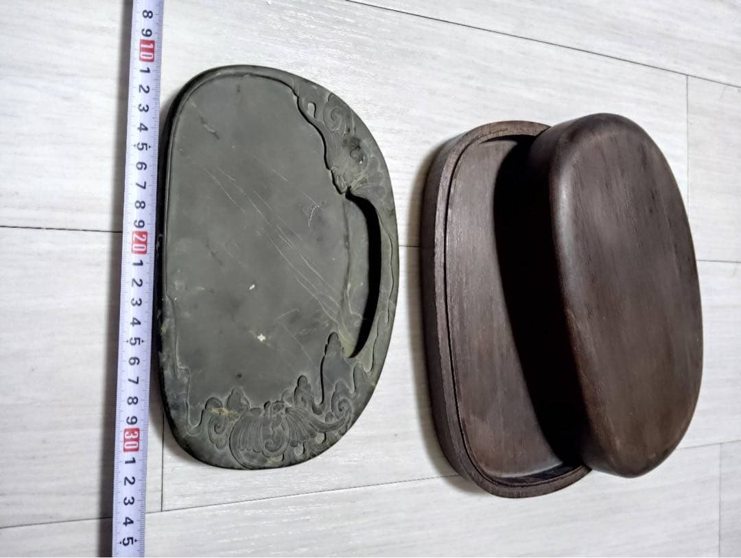 端渓硯 ◆旧老坑水巖・魚脳砕凍・胭脂暈・金綫の極美石◆坑仔巖旧坑◆唐木箱◆ 九吋