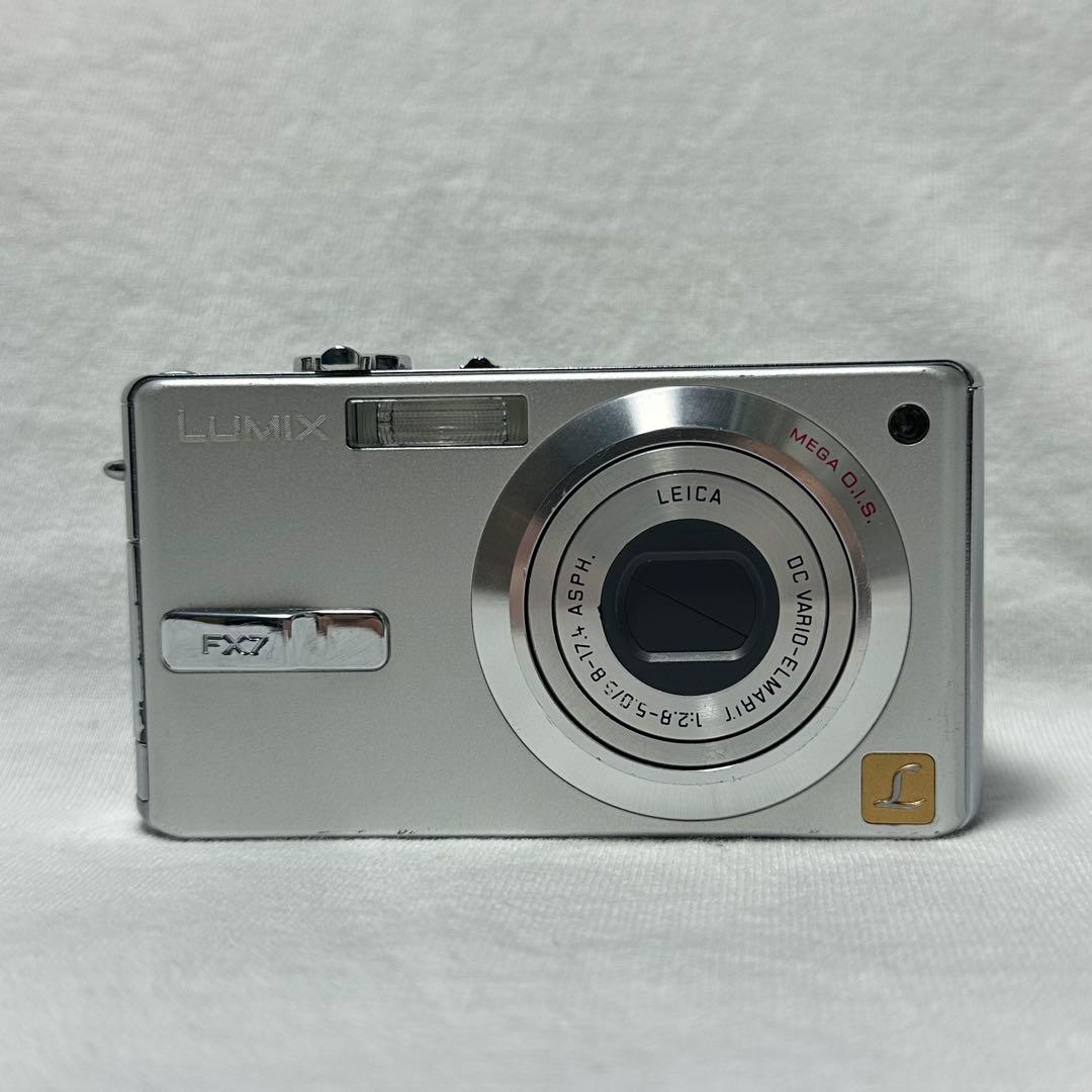 値引き中SDカード付き⭐︎Panasonic LUMIX DMC-FX7 シルバー