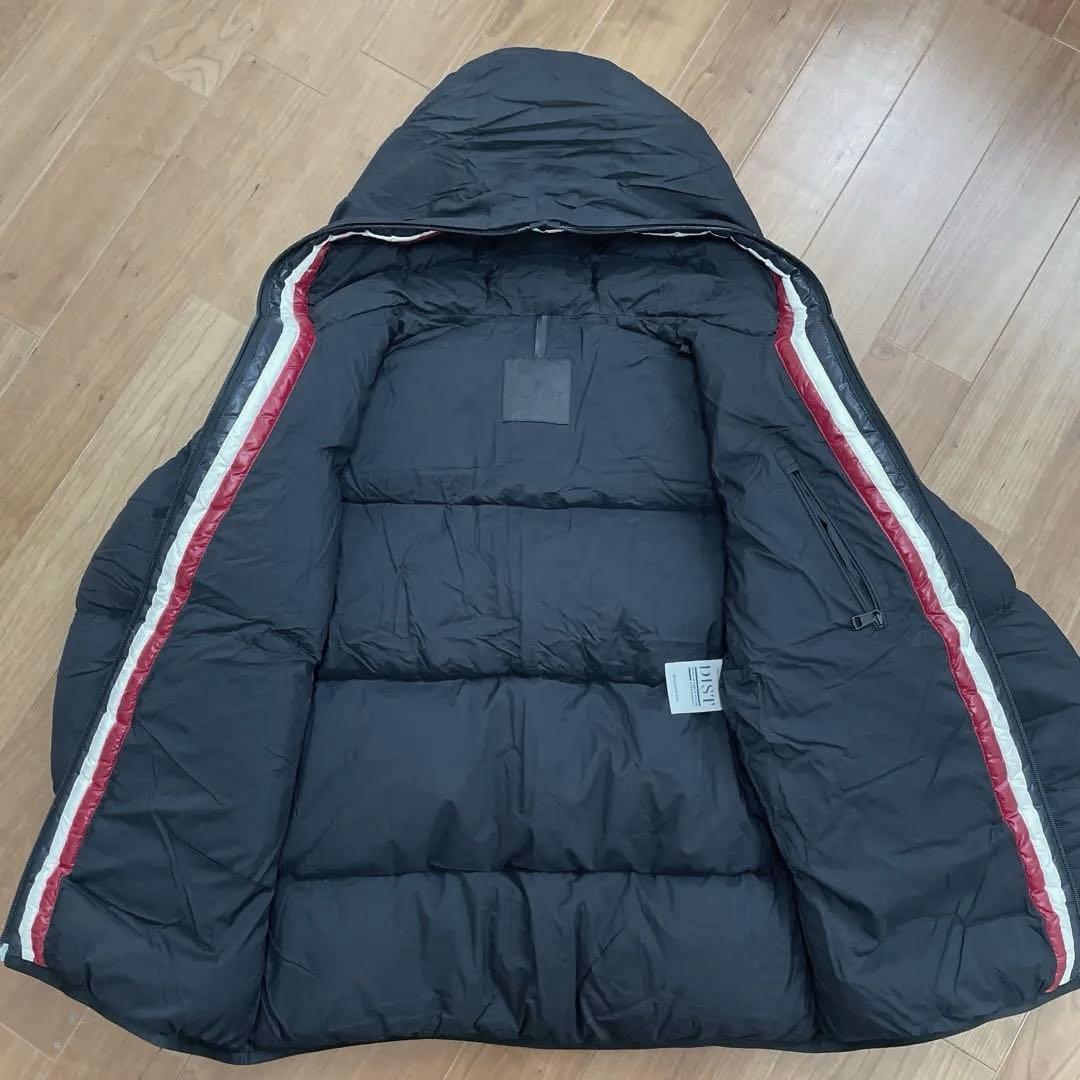 近年モデル MONCLER CHAMPSAUR ダウンジャケット 3 XL相当