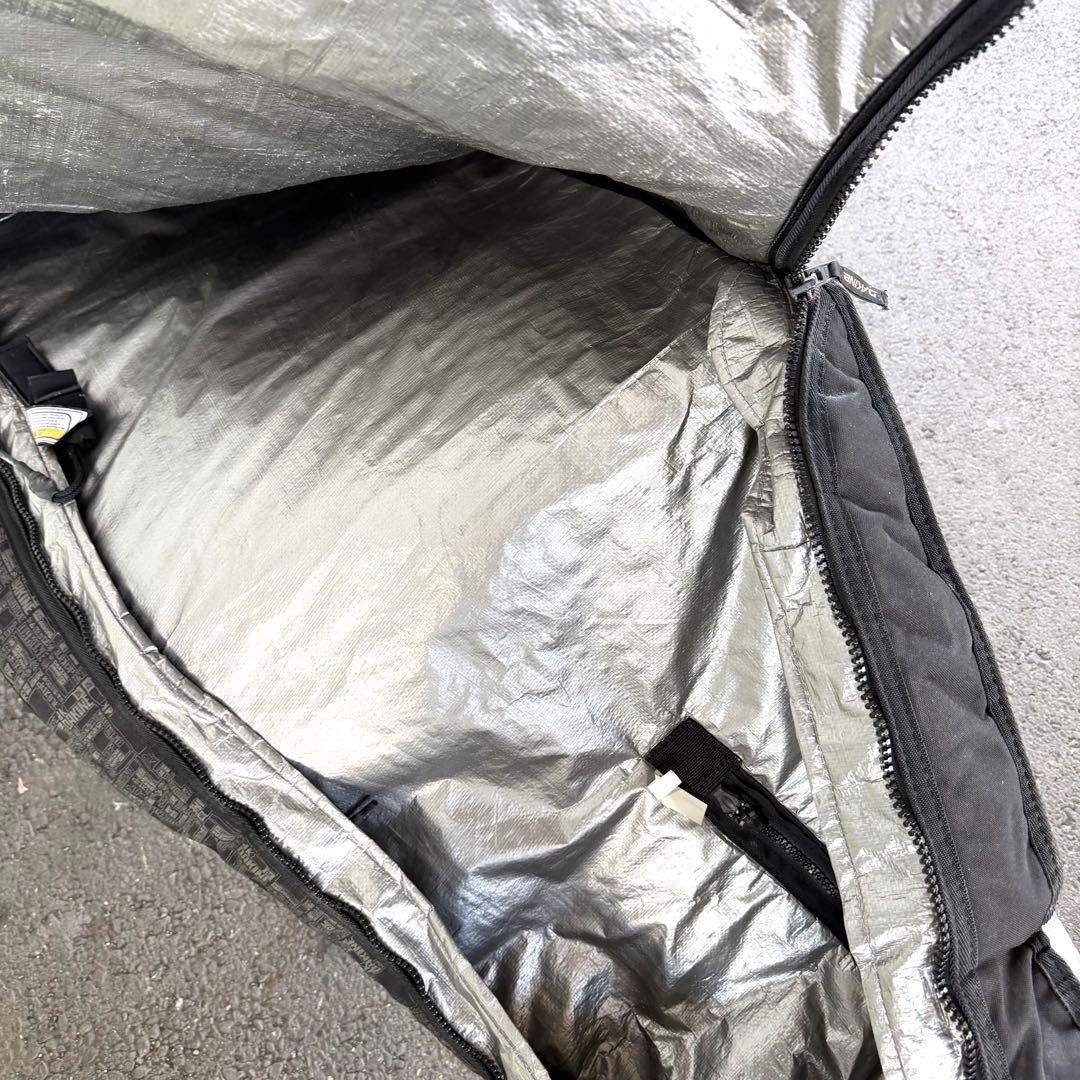 中古美品　DAKINE サーフボード　ケース　ハード　黒　7’7ftまで収納可能