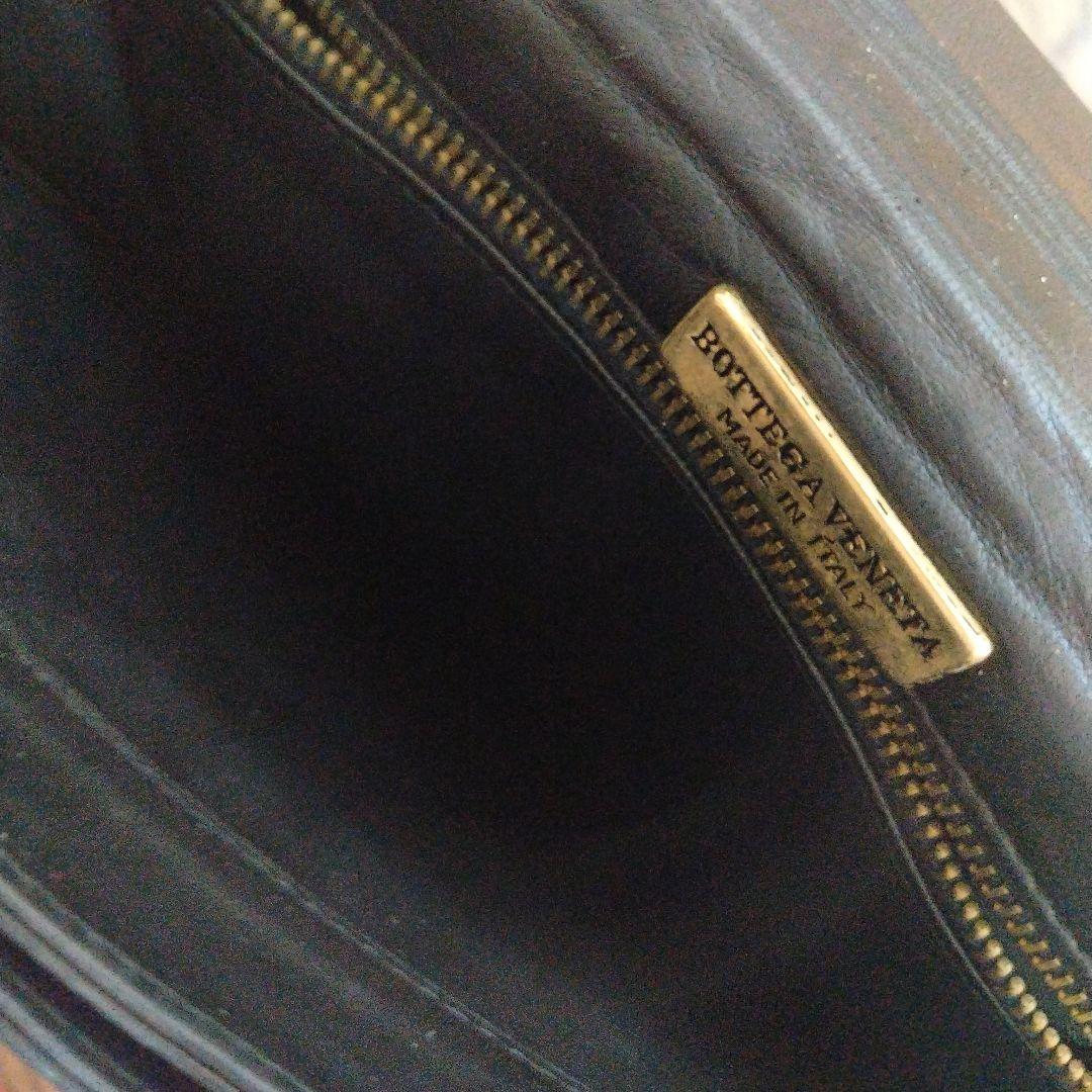 ボッテガヴェネタ イントレチャート 黒 レザー