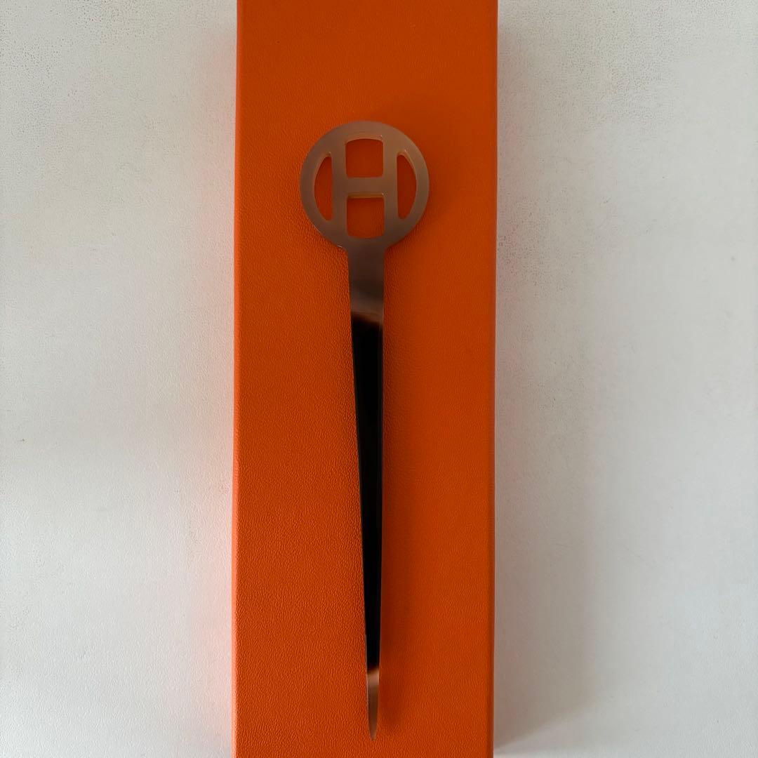＊未着用・新品＊ HERMES バッファローホーン 簪 / かんざし Hロゴ