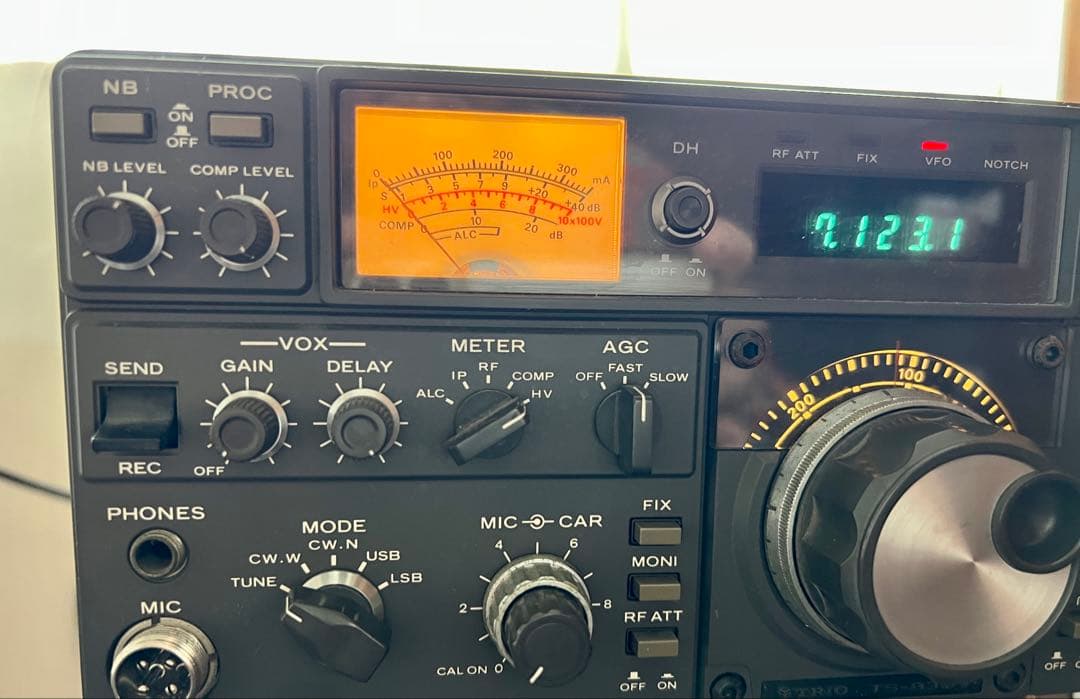 TRIO TS-830V アマチュア無線機 トランシーバー　ジャンク