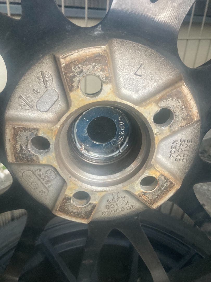 エンケイ　スバル　STI 18インチ　　215/45R18