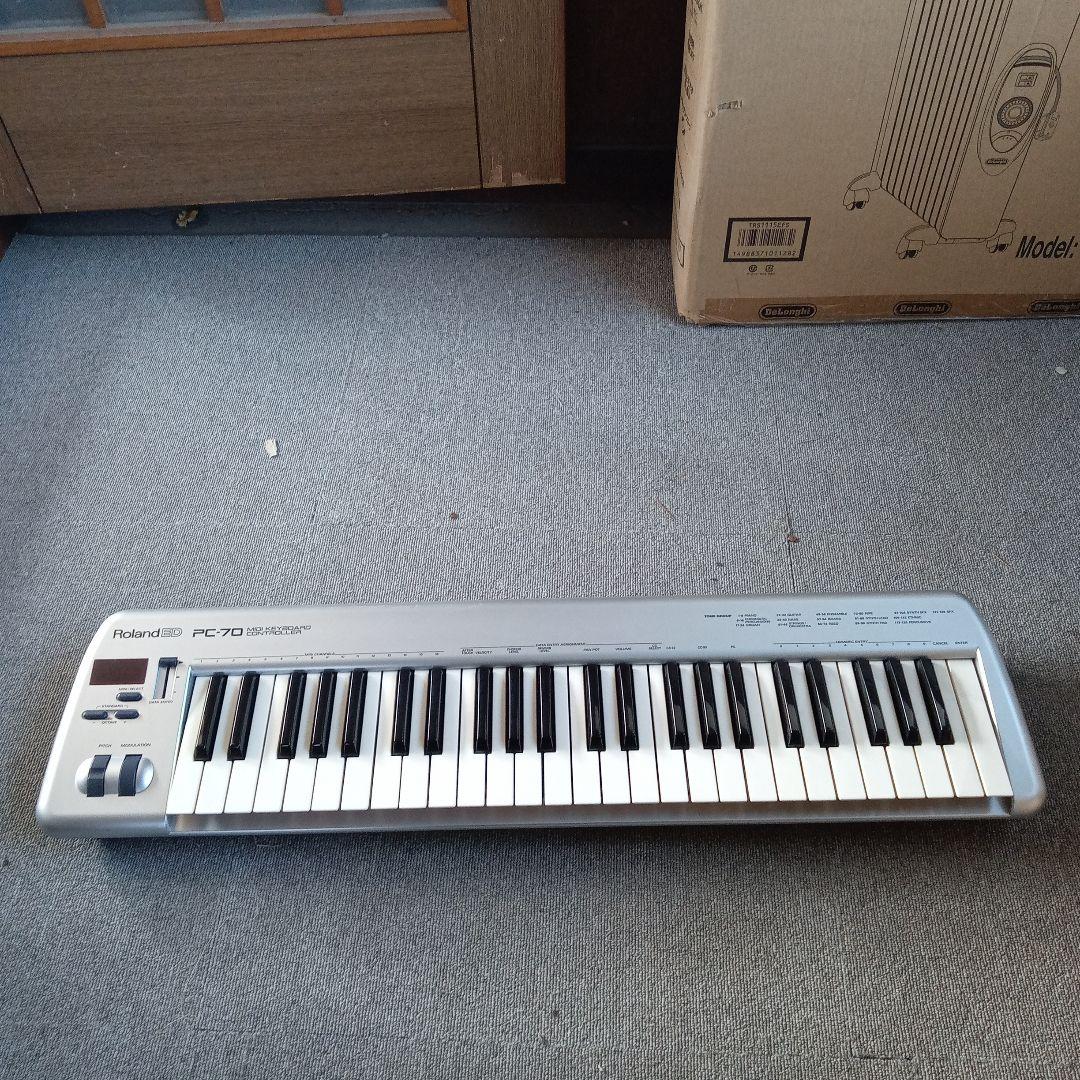 Roland PC-70 MIDIキーボードコントローラー通電確認済✅️
