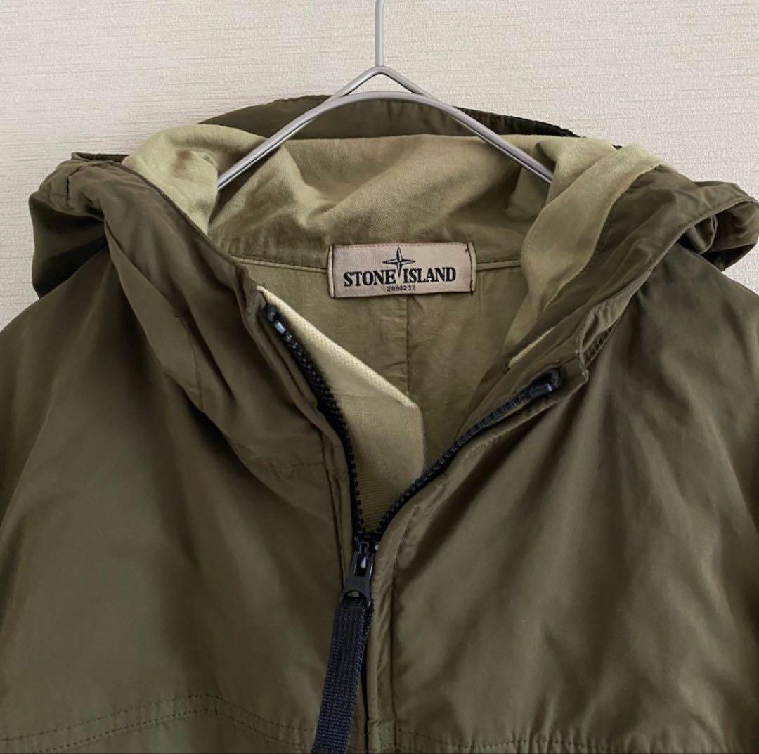 STONE  フード付きナイロンジャケット オリーブ