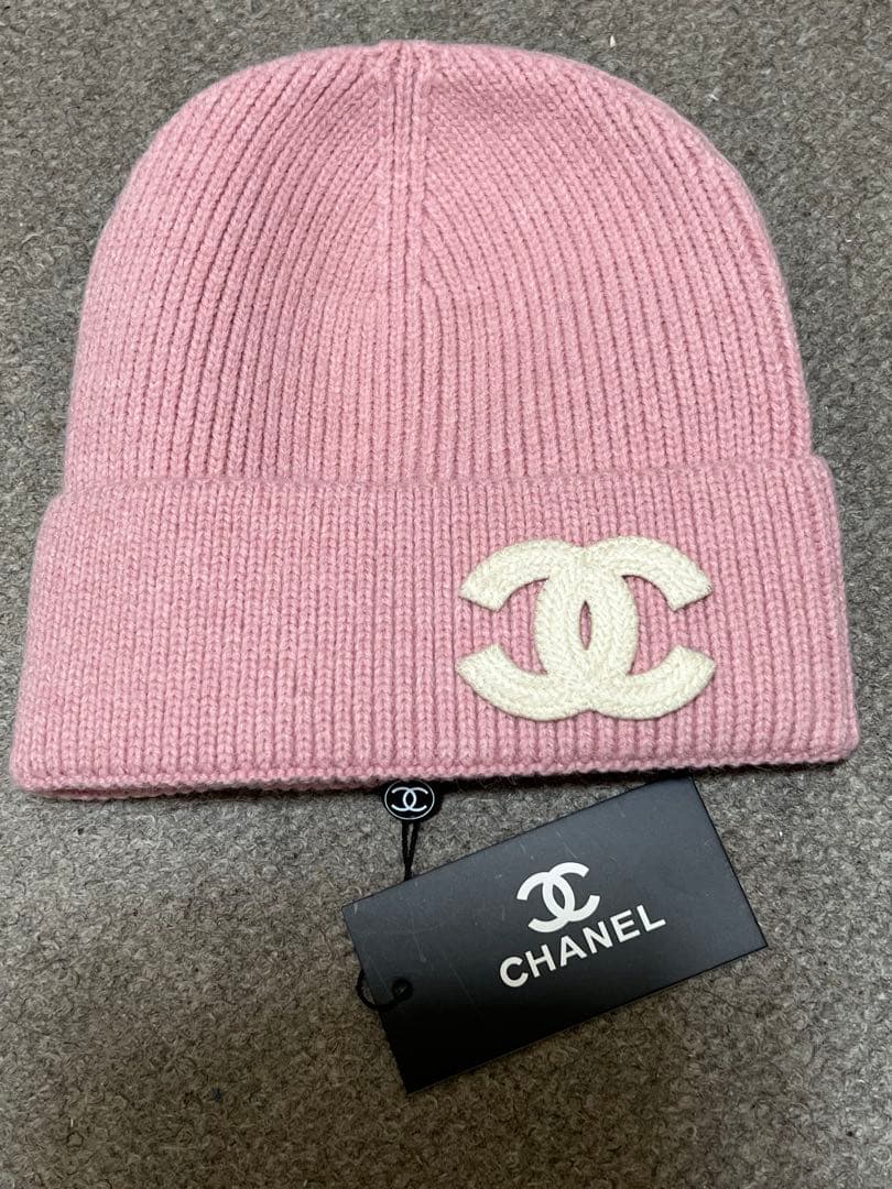 ベビーピンク　新品タグ付き　ニット帽