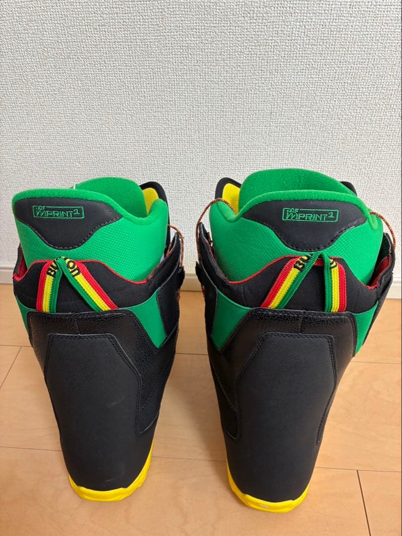 スノーボードブーツ ブラック/グリーン/イエロー