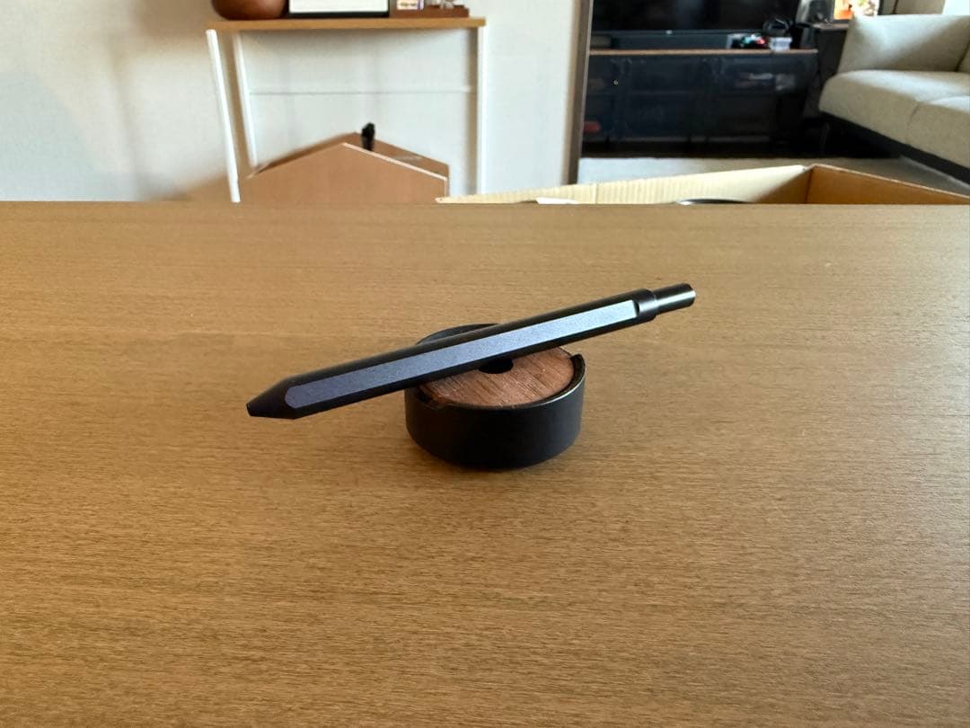 【GROVEMADE】Pen + Walnut Stand + Refills