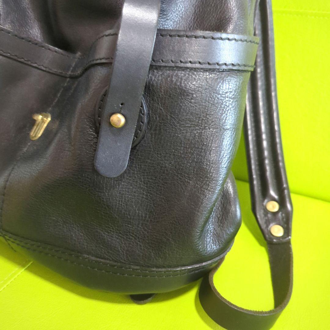 ヘルツ HERZ ダブルポケットのおじぎリュック