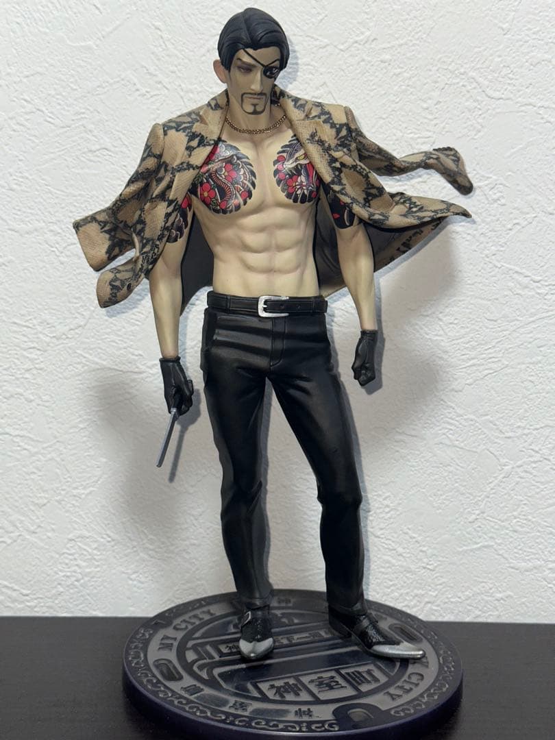 シナプス　龍が如く　真島吾郎　フィギュア