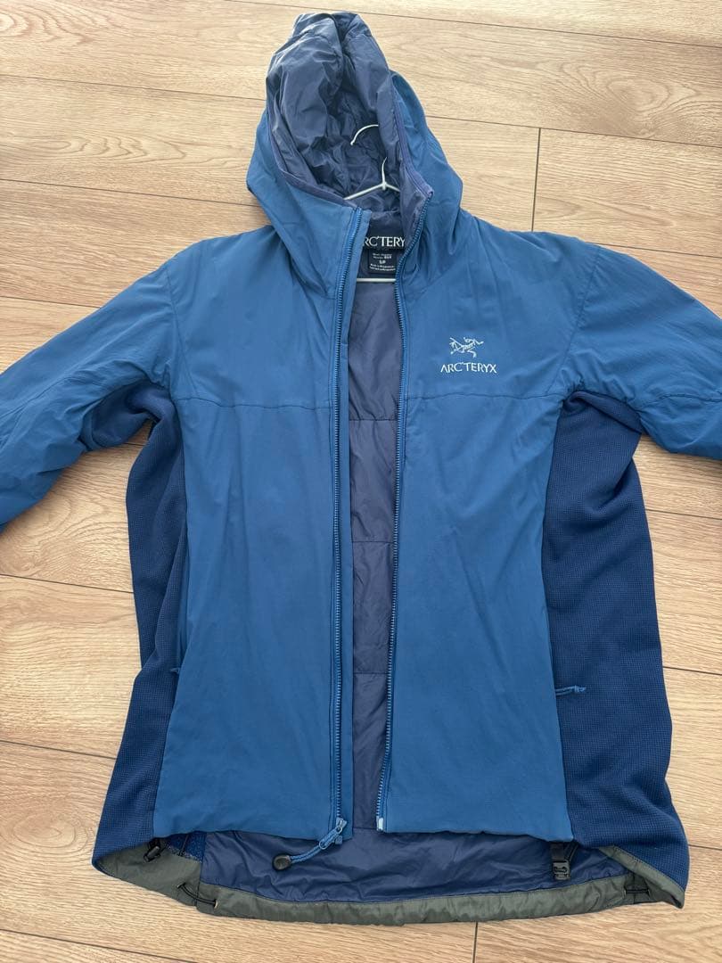 ARC'TERYX アークテリクス AtomLTHoody アトムLTフーディS
