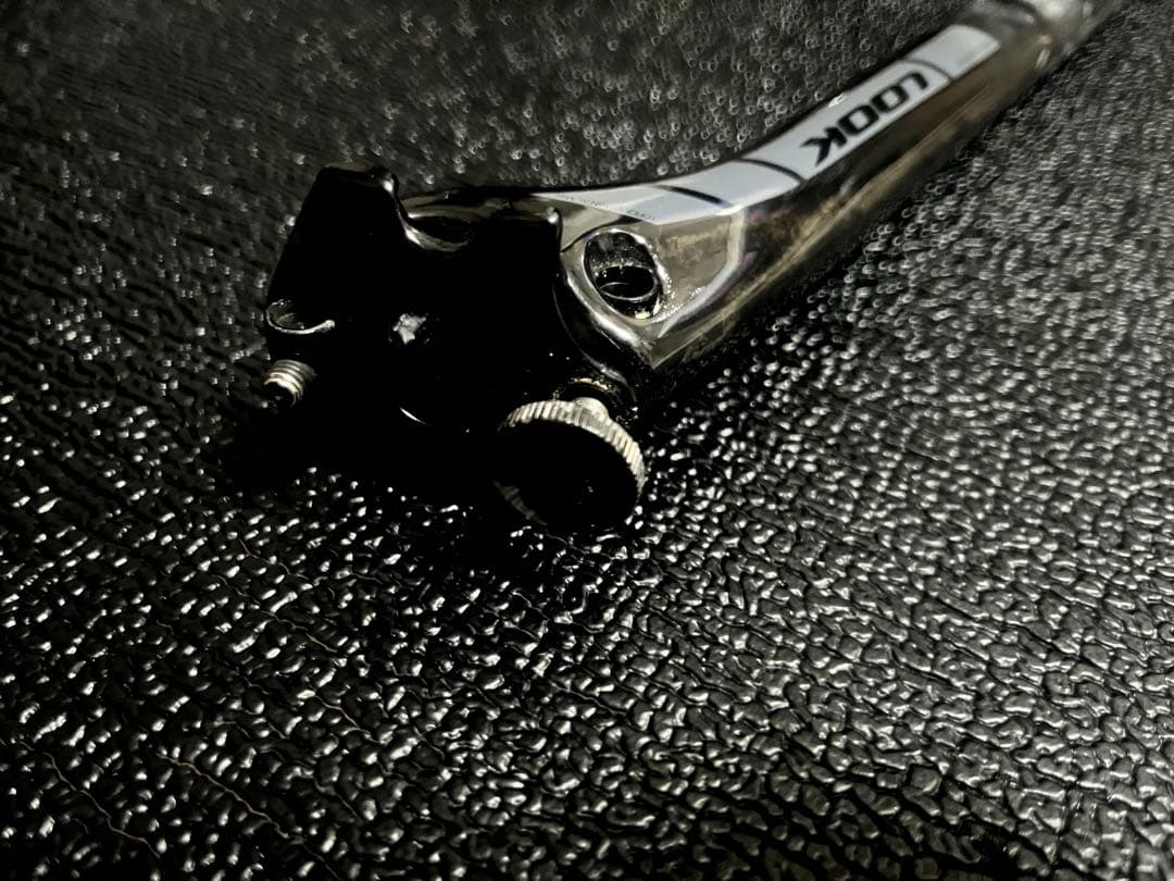 LOOK LS1カーボンシートポスト グロスカラー