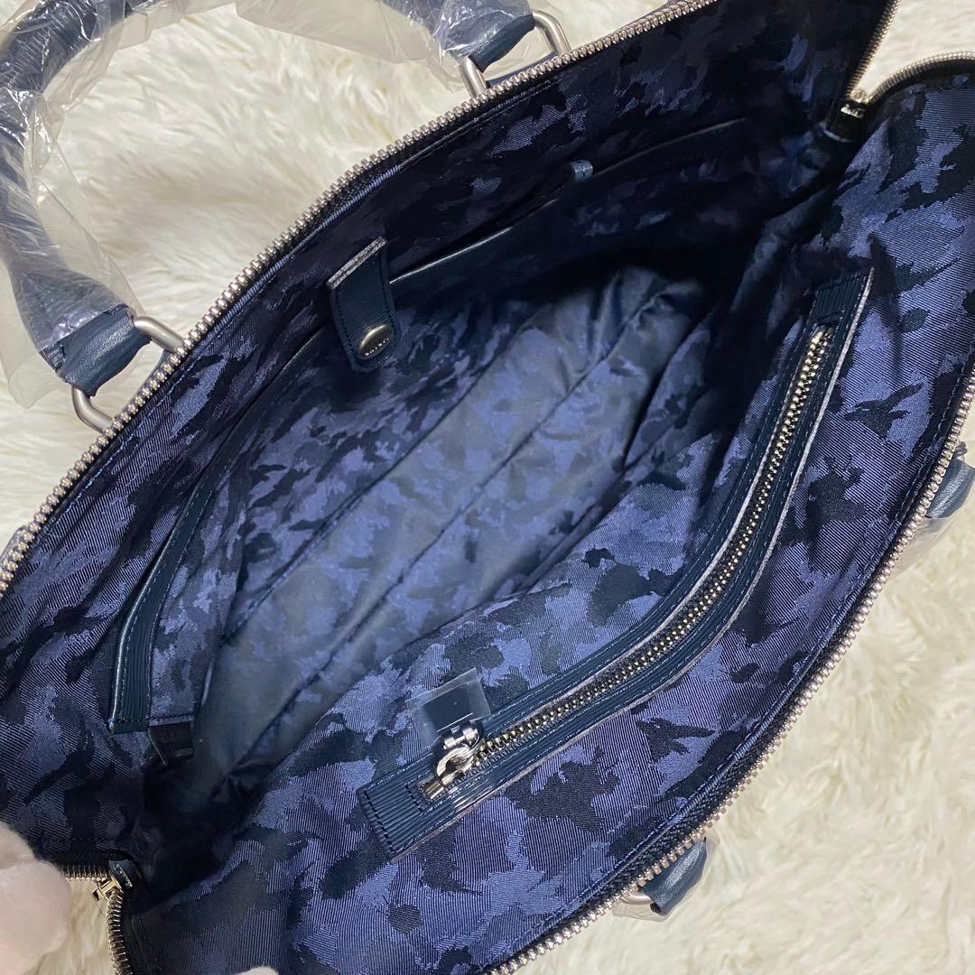 新品タグ付✨アニアリ　トートバッグブリーフケース紺レザー自立式ドーム型A4収納⭕️